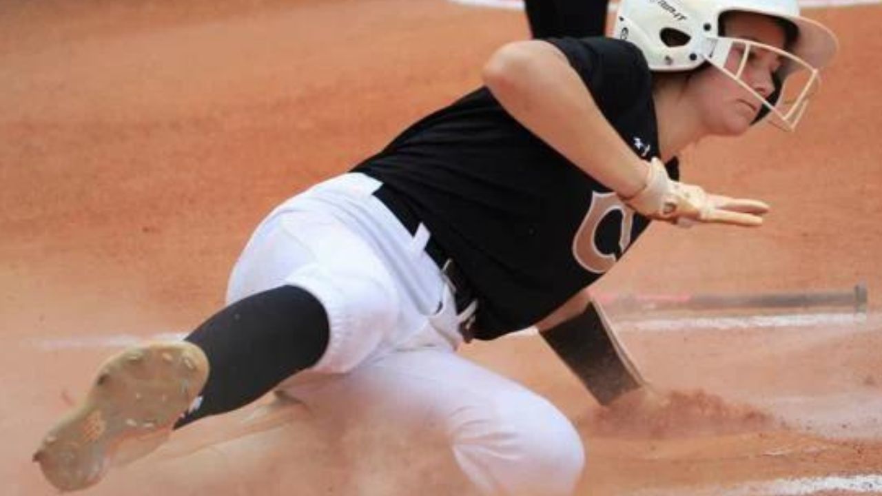 Cleats vs Turf Shoes What’s the Difference? A Good Guide