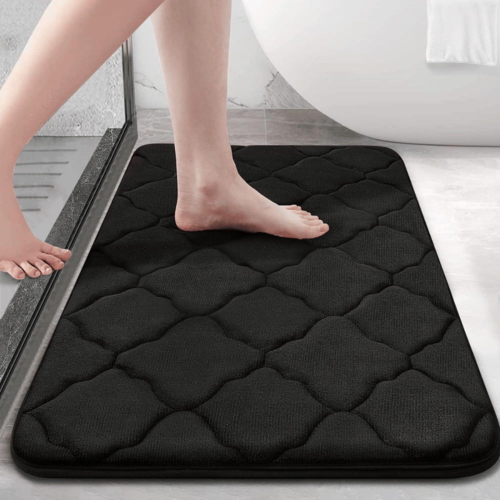 5 Best Black Bathroom Rugs for an Opulent Home Spa Experience