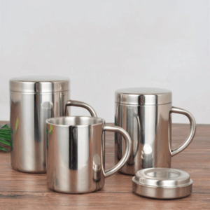 Stainless steel mug with a lid, completely sealed and leak proof