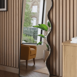 Full-length asymmetrical mirror