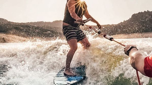 10 Reasons Why Wakesurf Ropes Are Crucial for Your Next Boating Adventure!