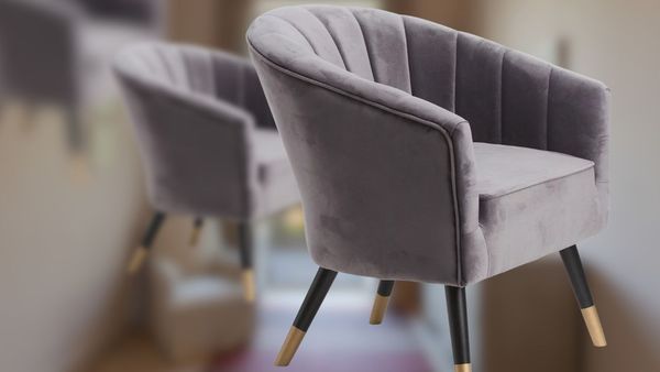 Don't Say No to Small Accent Chairs: 5 Helpful Reasons Why!