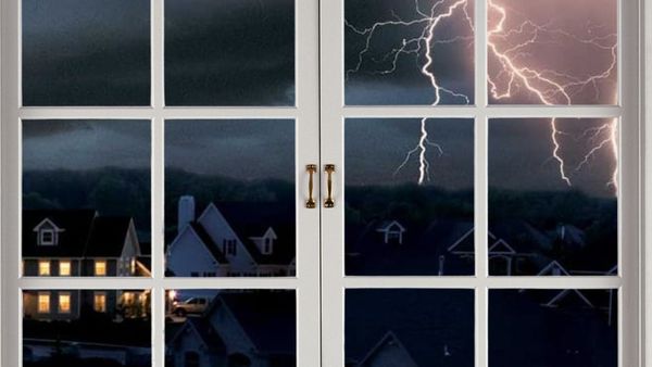 Hybrid Inverter: A Power Solution for a Home Solar Energy Management System
