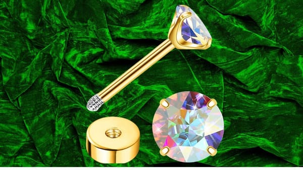 What Are Flat Back Earrings? A Pierced Ear's Blissful Report